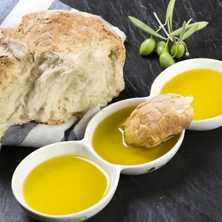 Boutique Luna De Olive Oil Free Degustation & Sale Hotel 2*
