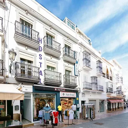 Luna De Nerja