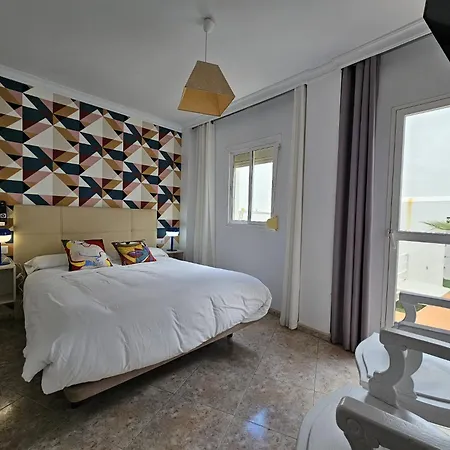 Luna De Hotel 2*