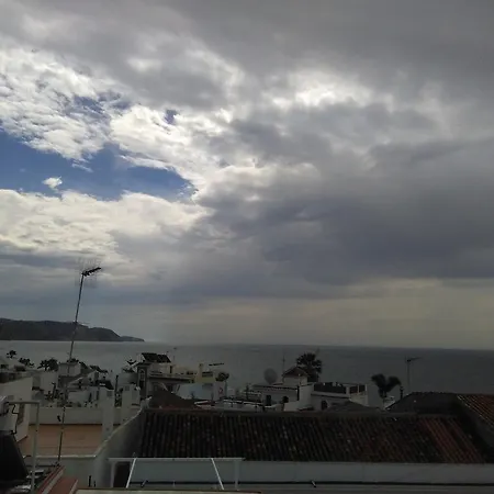 Luna De Nerja